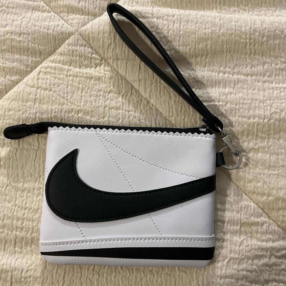 Nike Women's Black and White Wristlet